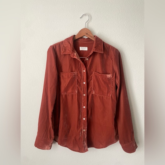 Thread and Supply velvet button down long sleeves. - Picture 1 of 6
